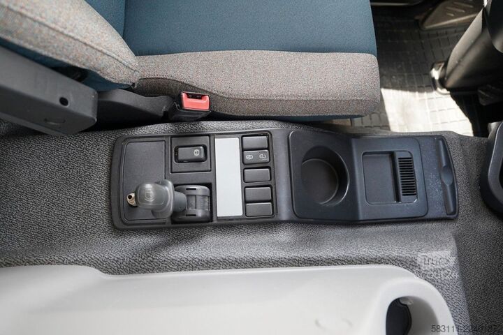 Рефрижераторний вантажівка VOLVO FE 280 / 4x2 / CH?ODNIA / CARRIER SUPRA 1250 MT