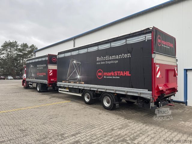 Camion cu platformă și prelată MERCEDES-BENZ 1843 LL Schiebeplane Edscha LBW 1,5t  + Anhänger