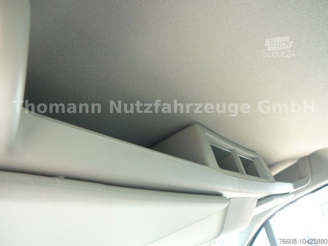 Transporter mit Koffer FORD Transit Möbel Koffer Premium