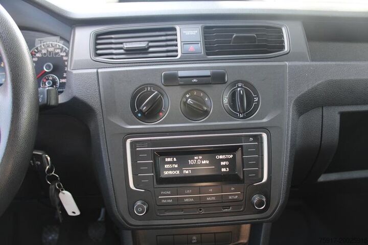 Chladiareň dodávka VOLKSWAGEN Caddy2.0 Maxi, Euro6,-10°C Motor+Strom, Tüv 5/27