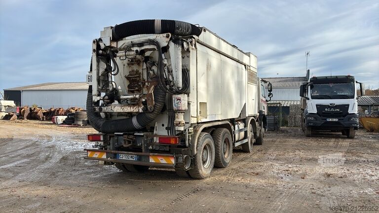 Sesalna bager DAF CF 84.460 RSP