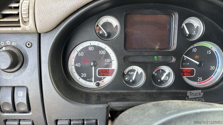 Sesalna bager DAF CF 84.460 RSP