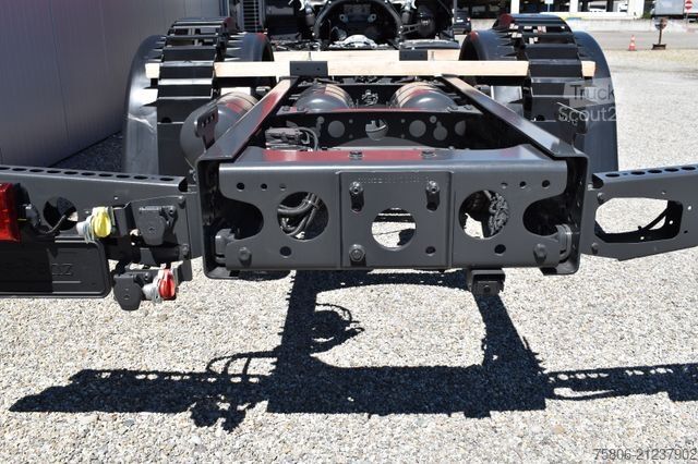 LKW mit Kofferaufbau MERCEDES-BENZ Actros 1836 LnR 5-Plätzer ADR Standklima