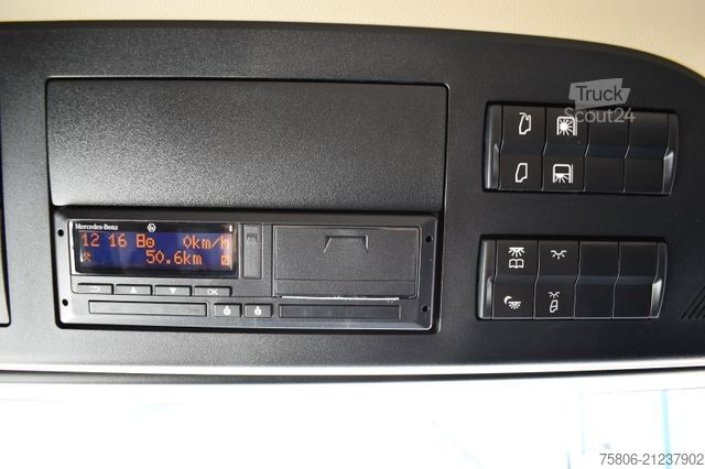 LKW mit Kofferaufbau MERCEDES-BENZ Actros 1836 LnR 5-Plätzer ADR Standklima