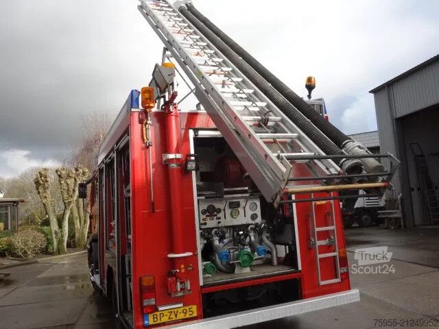 Fire engine MAN 14.284 zieglerpump 2000liter watertank