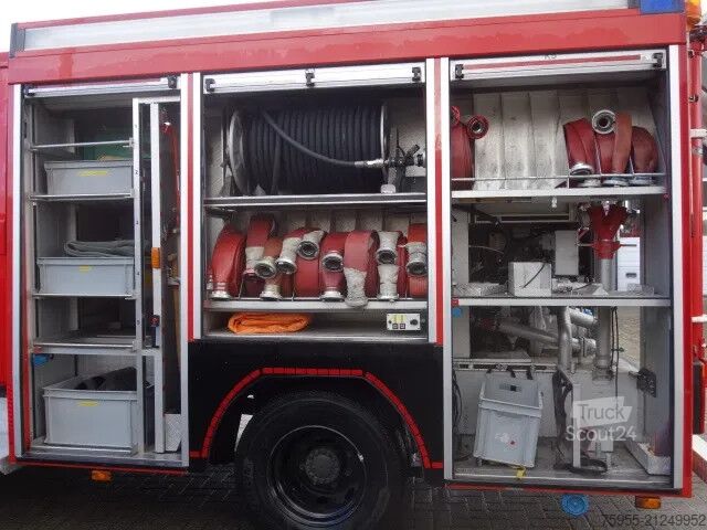 Fire engine MAN 14.284 zieglerpump 2000liter watertank