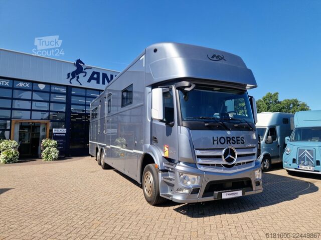 Транспорт на коне Mercedes-Benz Antos Occasion paardenwagen AKX 6 paarden plus ...