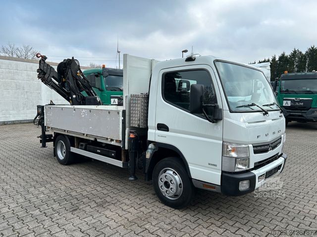 Truck-mounted crane van FUSO Canter 7C18 Pritsche + HIAB 066 Kran