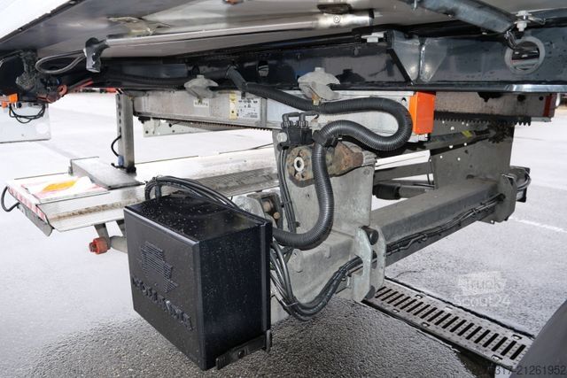 Hűtő félpótkocsi KRONE SZR 20 /CITY /TRIDEC LENK/ LBW 2000 kg/ SLXi200