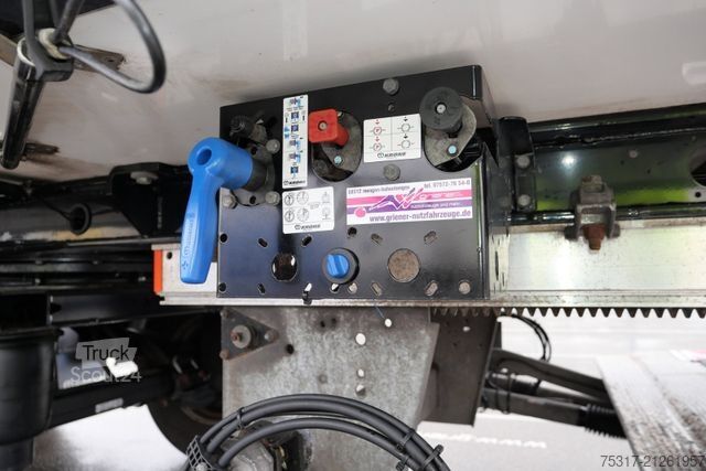 Hűtő félpótkocsi KRONE SZR 20 /CITY /TRIDEC LENK/ LBW 2000 kg/ SLXi200