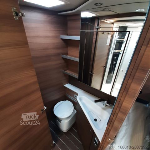 Integriertes Wohnmobil KNAUS SUN I 700 LEG