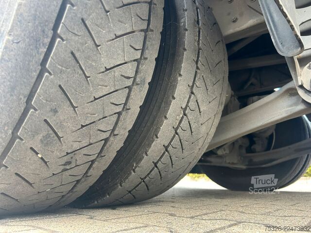 Šaldytuvas sunkvežimis DAF LF 290 FA 16 to. Monotemp. TK T1200, blau