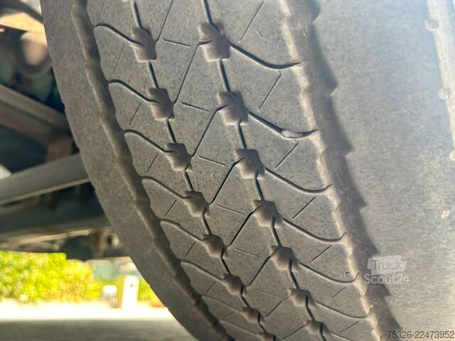 Šaldytuvas sunkvežimis VOLVO FL 280 4x2 SL, 16-to. Bi-Temp