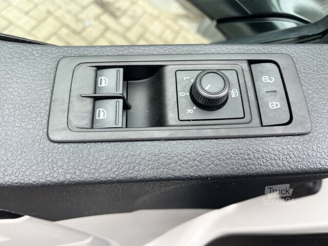 Personenbus Volkswagen Transporter Kombi 2.0 TDI L1H1 BTW EN BPM VRIJ!...