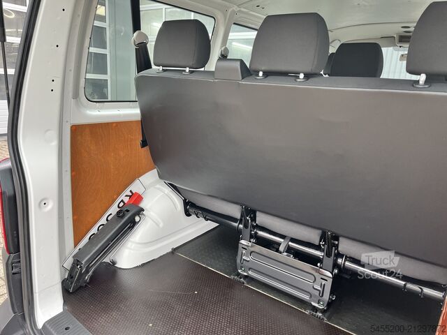 Personenbus Volkswagen Transporter Kombi 2.0 TDI L1H1 BTW EN BPM VRIJ!...