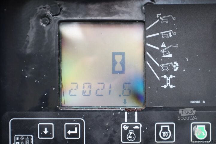 Ledad teleskopisk arbetsplattform Genie ZX-135 /70 | 43 METER | 272 KG | LOW HOURS