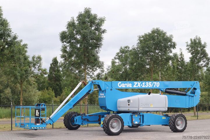 Шарнірно-телескопічна робоча платформа Genie ZX-135 /70 | 43 METER | 272 KG | LOW HOURS