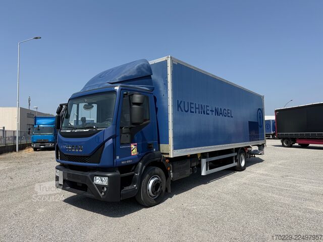 Teherautó platóval és hidraulikus emelőfallal iveco eurocargo 160-250