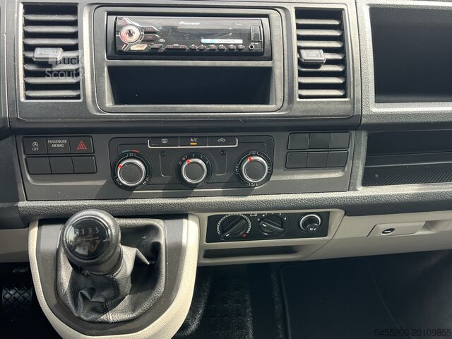 Potniški avtobus Volkswagen Transporter Kombi 2.0 TDI L1H1 9-persoons Incl...