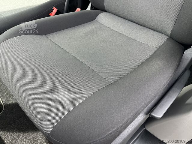 Potniški avtobus Volkswagen Transporter Kombi 2.0 TDI L1H1 9-persoons Incl...