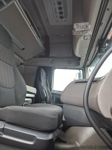 Standaard trekker DAF XF 530 FT SUPER SPACE CAB ZF INTARDER