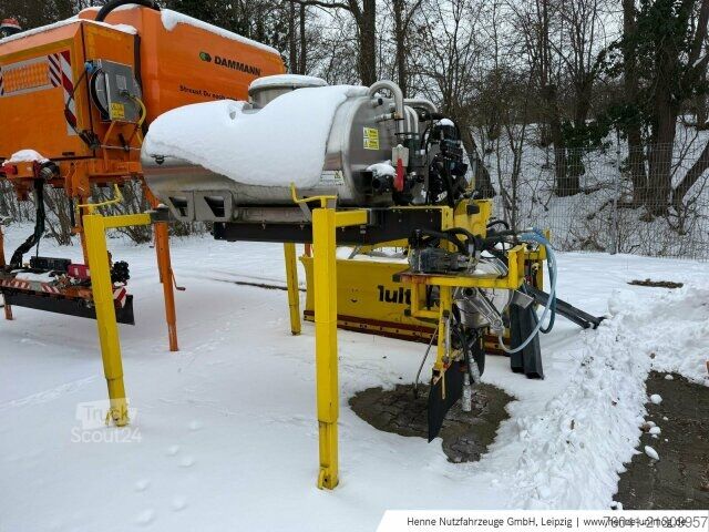 Machine agricole Multihog Enteisungssprühanlage