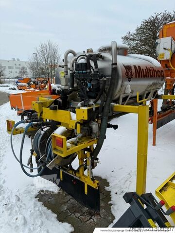 Machine agricole Multihog Enteisungssprühanlage