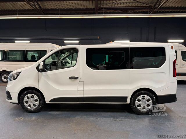 Minibussi RENAULT Trafic Style Life 8 Sitze Klima Tempomat LED