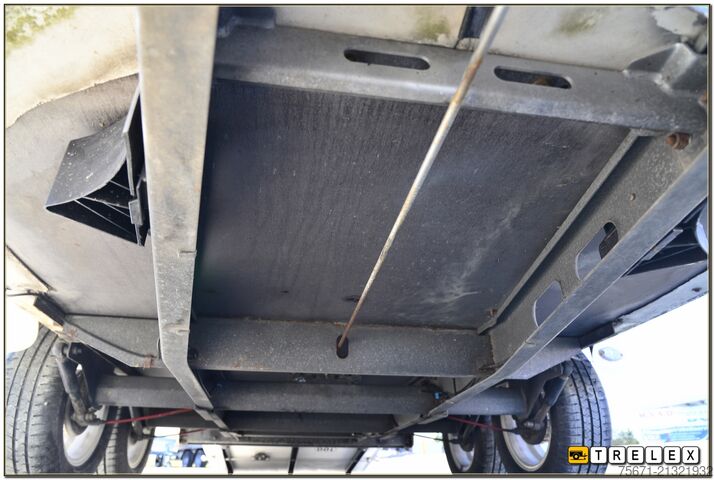 Prikolica sa sandukom Humbaur Rexus weiß