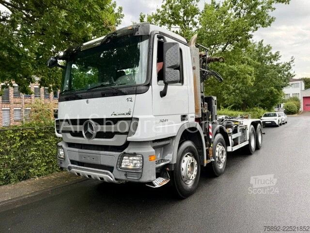 Koukkuvarsijärjestelmä Mercedes-Benz Actros 3241 8x4/Abrollkipper+Fassi F155/Euro5