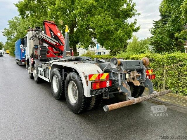 Koukkuvarsijärjestelmä Mercedes-Benz Actros 3241 8x4/Abrollkipper+Fassi F155/Euro5