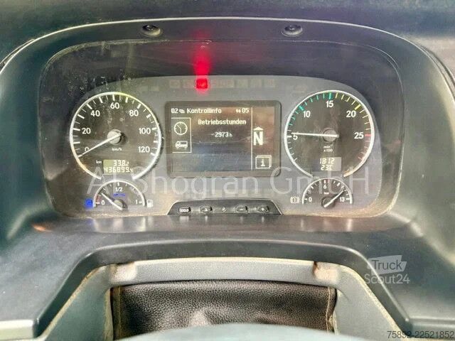 Koukkuvarsijärjestelmä Mercedes-Benz Actros 3241 8x4/Abrollkipper+Fassi F155/Euro5