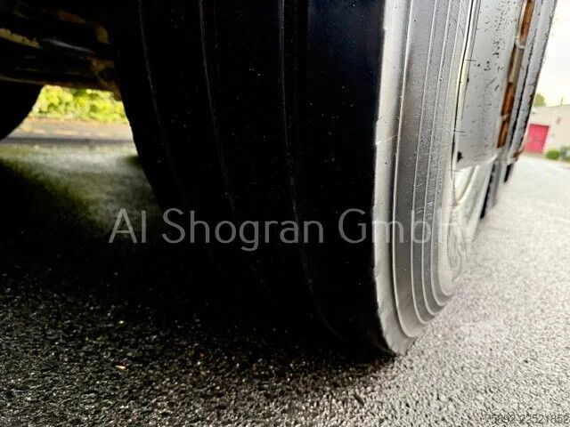 System med krogarm Mercedes-Benz Actros 3241 8x4/Abrollkipper+Fassi F155/Euro5