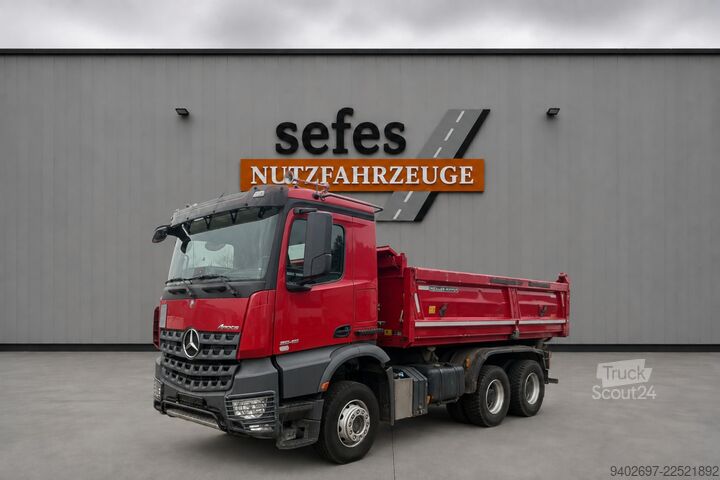 Dreiseitenkipper LKW Mercedes-Benz Arocs 2645K 6x4 Meiller mit Bordmatik