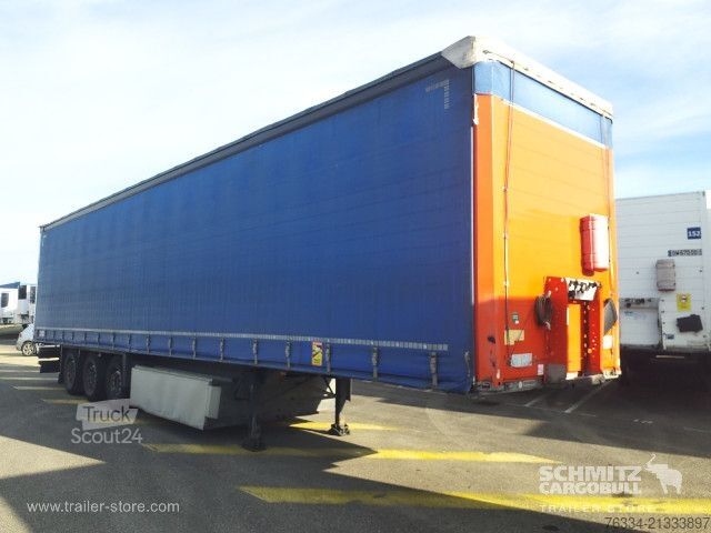 Semirimorchio con telone Schmitz Cargobull Semitrailer Curtainsider Standard