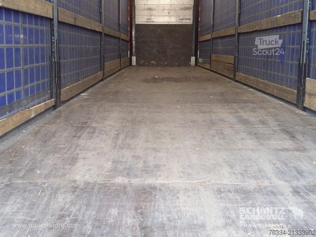 Semirimorchio con telone Schmitz Cargobull Semitrailer Curtainsider Standard Hayon