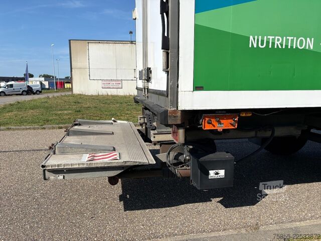 čemodāns Schmitz SKO 24 ISO Box / SAF Axles / Steering Axle / Li...