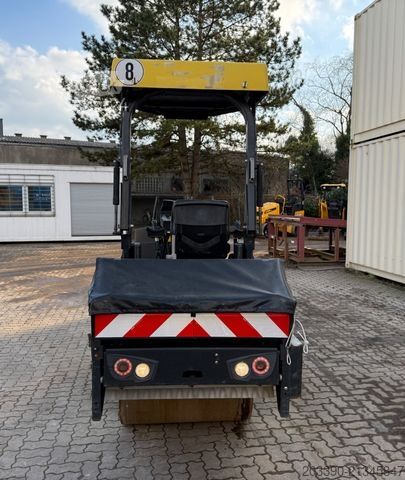 Jednovalcový valec BOMAG BW100AD-5 mit Streuer / 2017 BJ / KAG