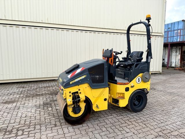 Jednovalcový valec BOMAG BW100AC-5 Kombiwalze / 2019 BJ / 2.400 KG