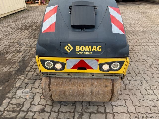 Jednovalcový valec BOMAG BW100AC-5 Kombiwalze / 2019 BJ / 2.400 KG