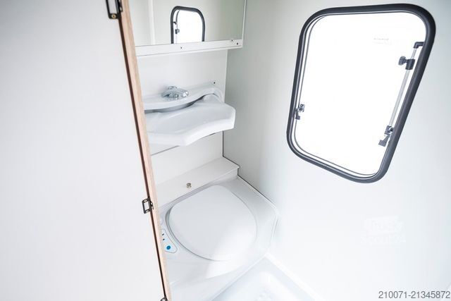 Wohnwagen NIEWIADOW Wohnwagen Camping 305x195x181cm 850kg zGG