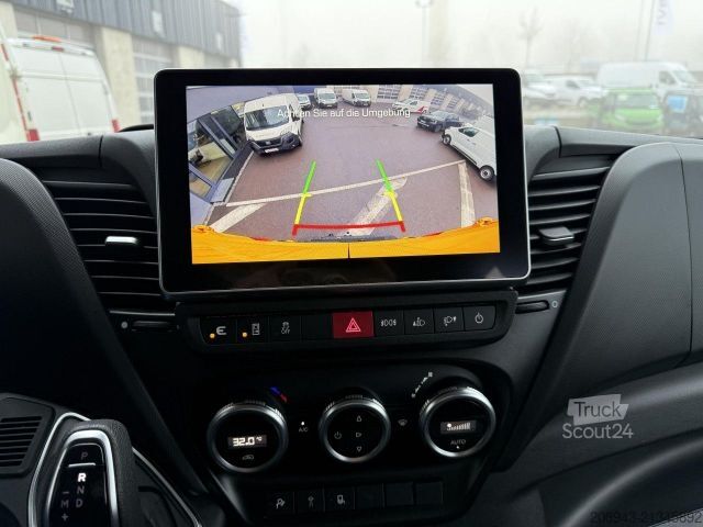 Furgão de teto alto IVECO Daily Kawa Doka 35S18HA8/P 6-Sitzer