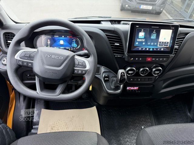 Furgão de teto alto IVECO Daily Kawa Doka 35S18HA8/P 6-Sitzer