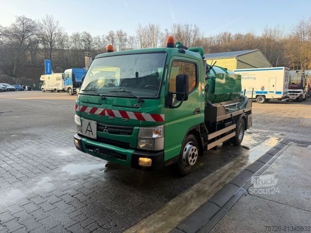 Vacuümtankwagen MITSUBISHI Fuso Canter, Saugwagen, Euro 6, neue Inspektion