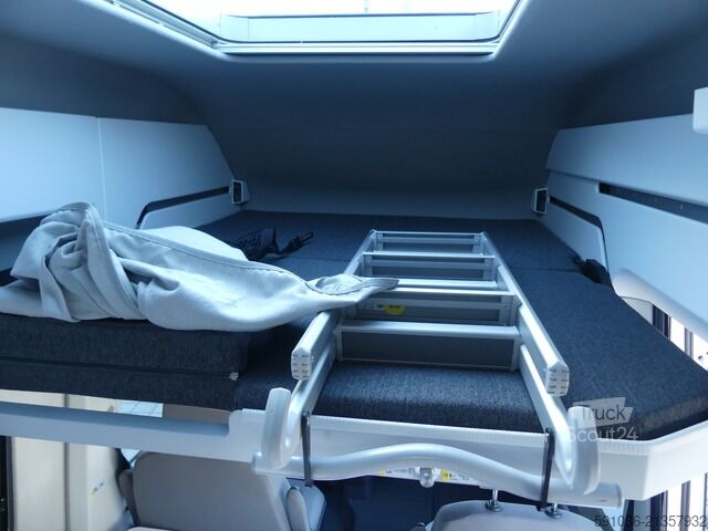 Campervan Volkswagen Crafter Grand California 600 4MOTION AUTOMATIK/SOLAR/HOCHBETT