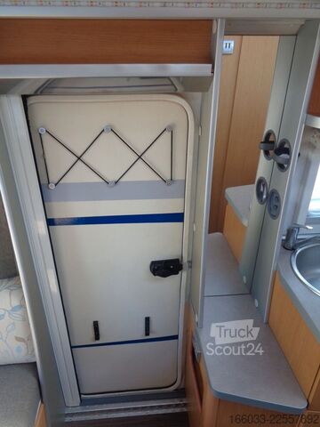 Karavan HYMER/ERIBA Feeling 425 *Markise*