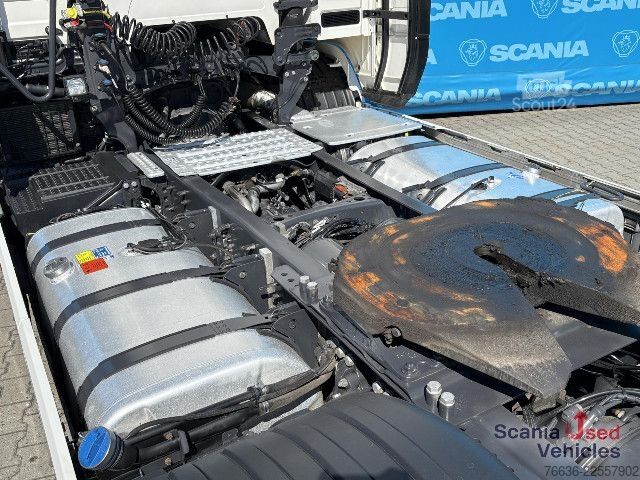 Standart çekici ünitesi Scania R 460 A4x2EB DIFF-L RETARDER P-AIRCO MEGA VOLUME