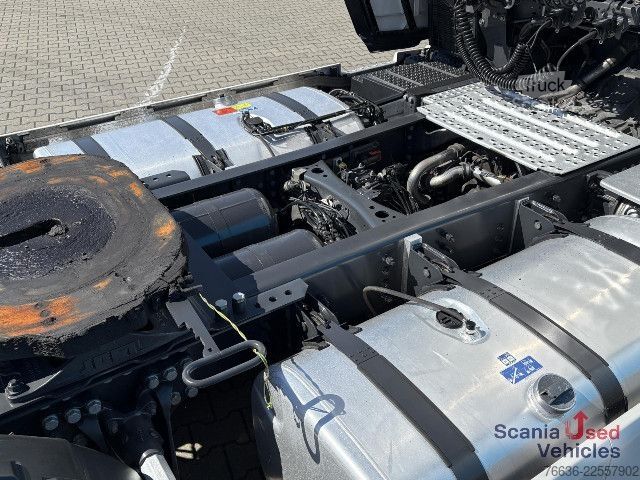 Standart çekici ünitesi Scania R 460 A4x2EB DIFF-L RETARDER P-AIRCO MEGA VOLUME