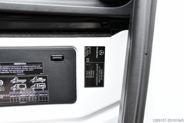 Dostavno vozilo s kesonom MERCEDES-BENZ Sprinter 316CDI Koffer Ladebordwand L3 RWD Autom