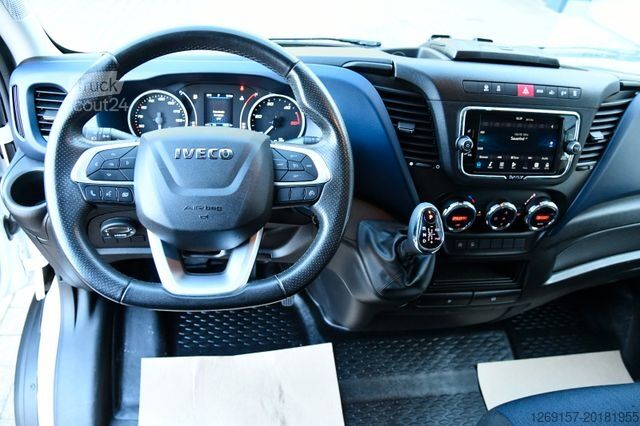 Dostavno vozilo s kesonom IVECO Daily Einzelkabine Koffer 35S160 Ladebordwand